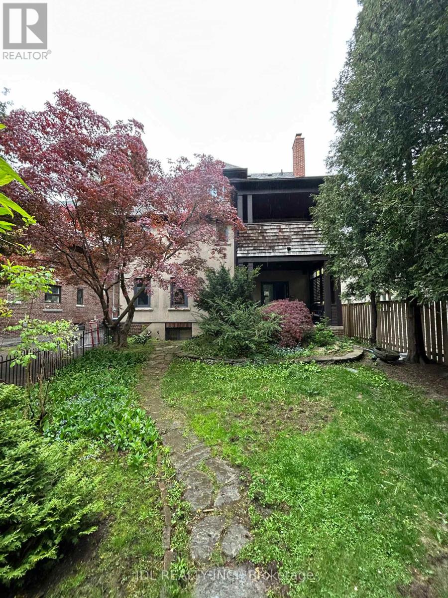 Bsmt - 19 Glengrove Ave E Avenue, Toronto, Ontario  M4N 1E6 - Photo 7 - C13167110