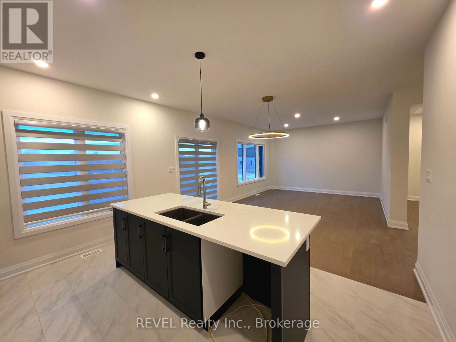 6354 Sunshine Common, Niagara Falls, Ontario L2G 0E4 - Photo 11 - X13167126