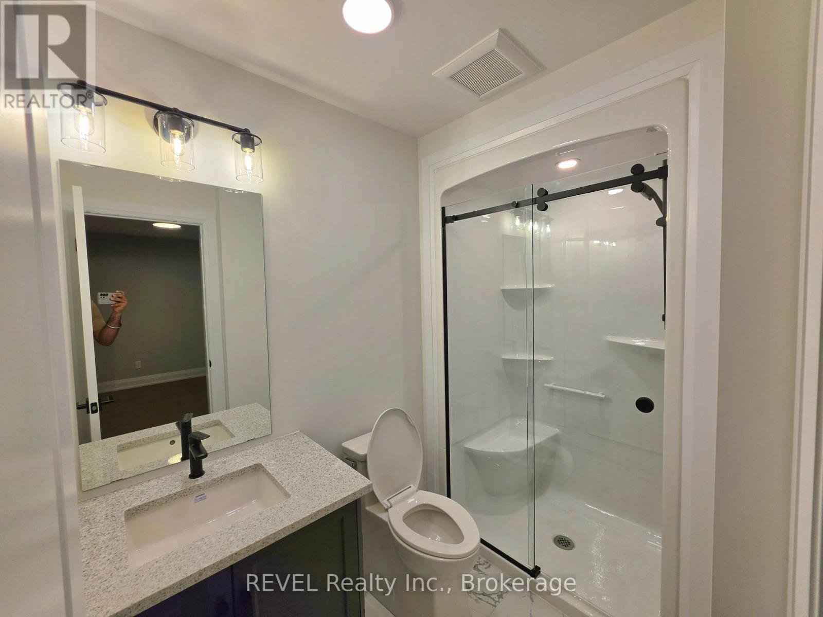 6354 Sunshine Common, Niagara Falls, Ontario L2G 0E4 - Photo 20 - X13167126