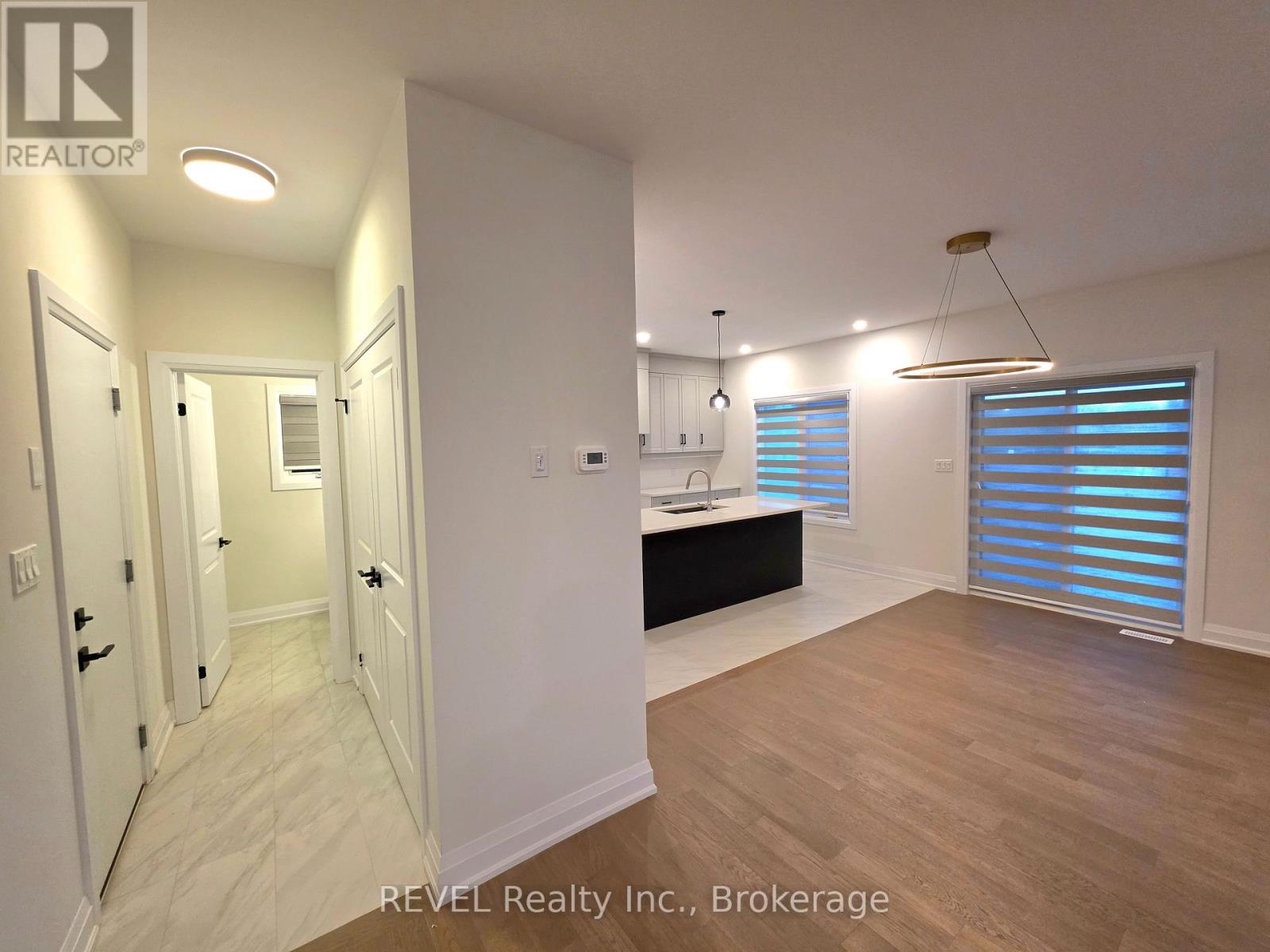 6354 Sunshine Common, Niagara Falls, Ontario L2G 0E4 - Photo 5 - X13167126