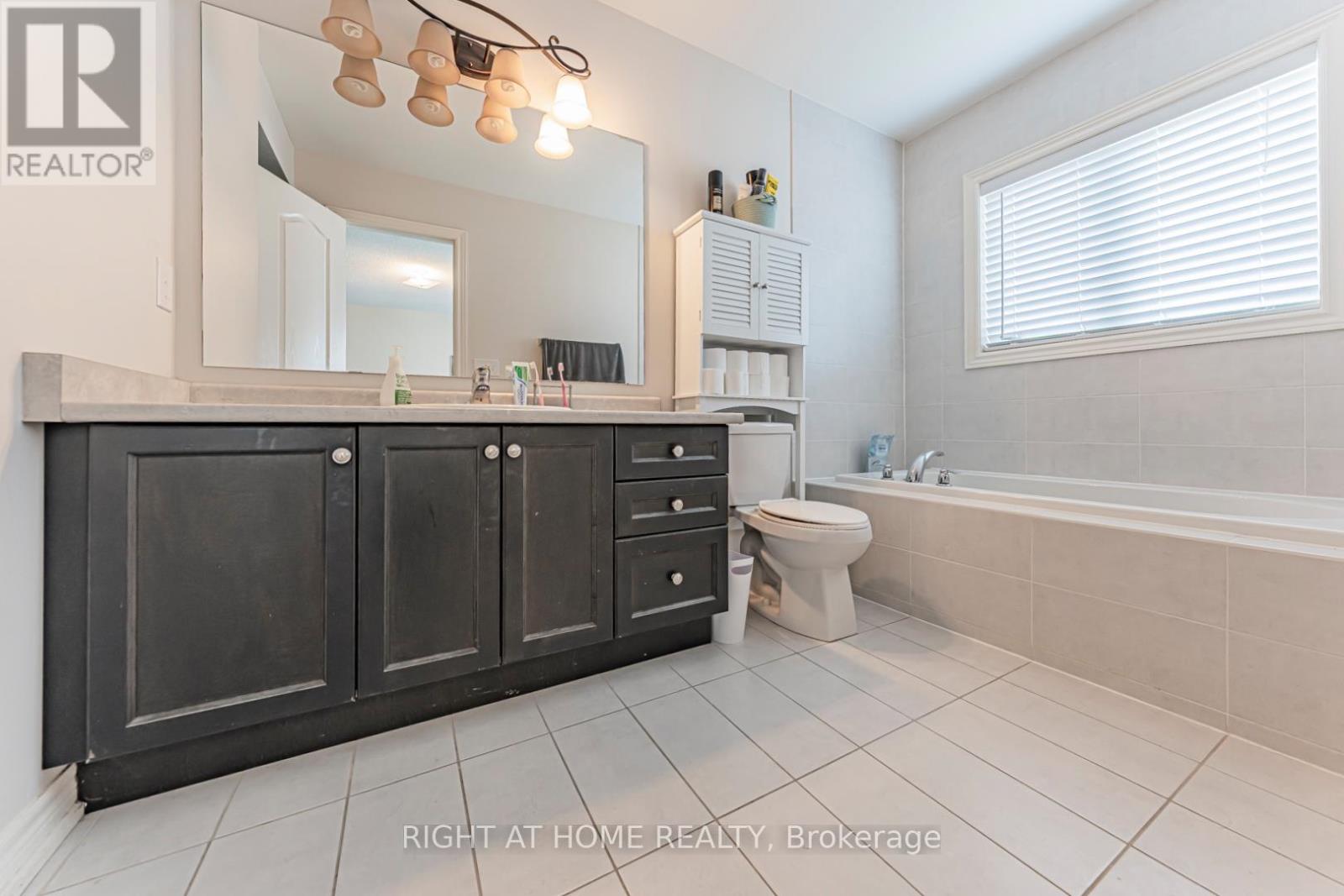 549 Stream Crescent, Oakville, Ontario  L6M 1N7 - Photo 15 - W13166666