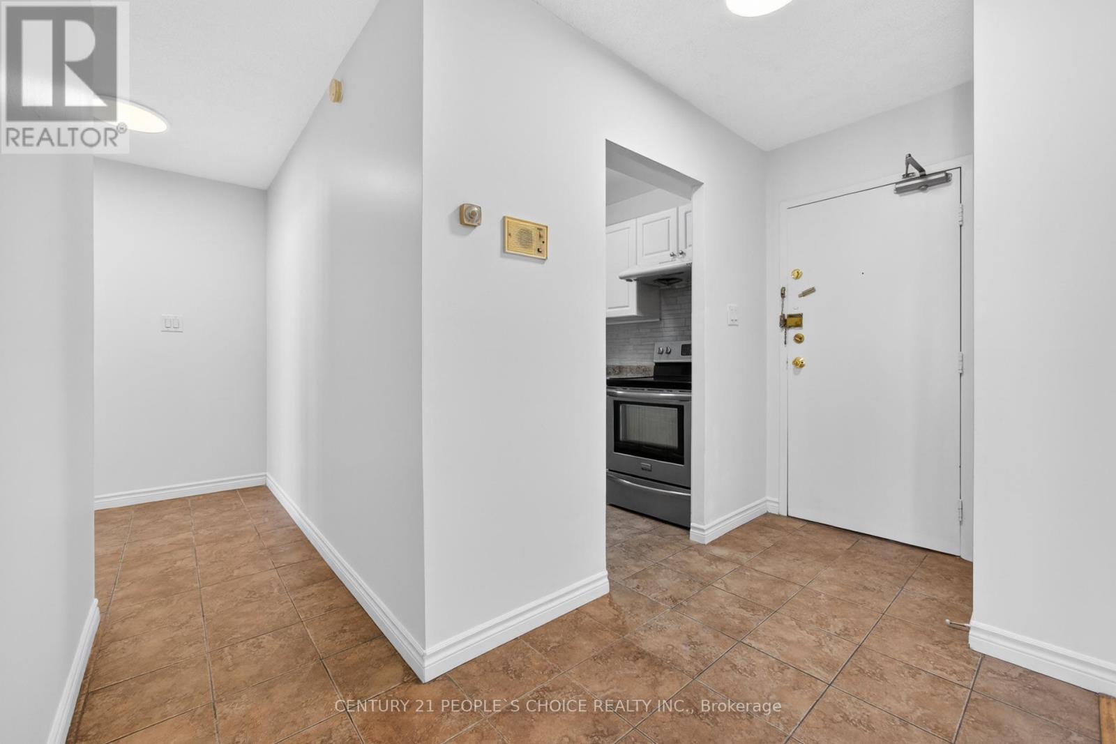 702 - 390 Dixon Road, Toronto, Ontario M9R 1T4 - Photo 21 - W13167104
