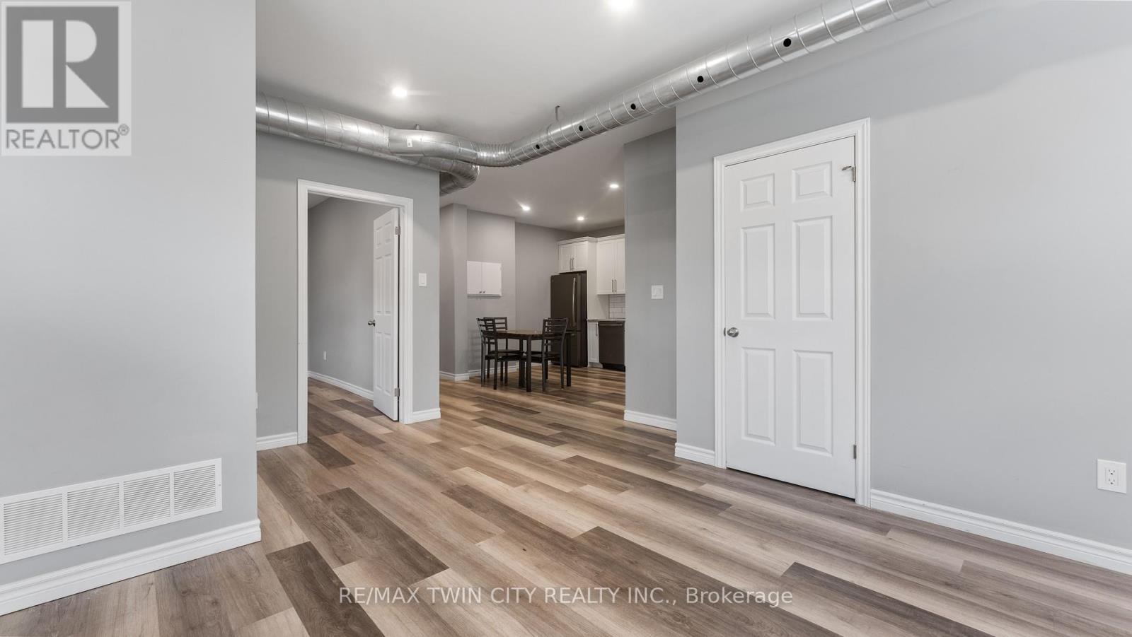 140 Superior Street N, Brantford, Ontario  N3S 2L4 - Photo 2 - X13167112