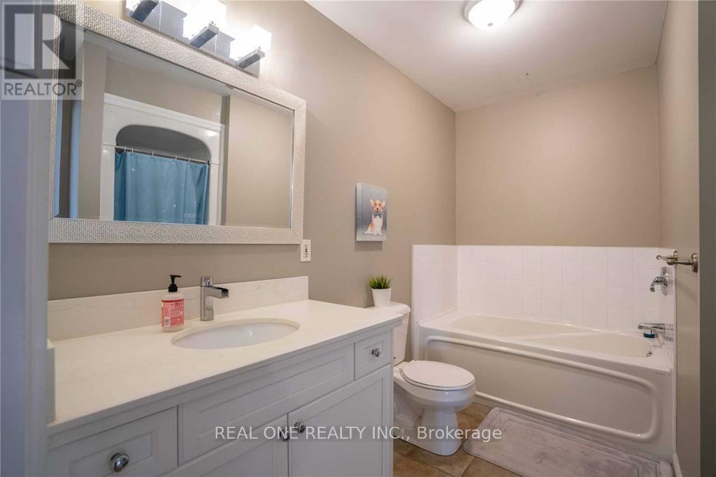 499 Mariner Drive, Waterloo, Ontario  N2K 4N7 - Photo 10 - X13167124