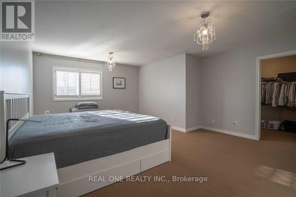 499 Mariner Drive, Waterloo, Ontario  N2K 4N7 - Photo 9 - X13167124