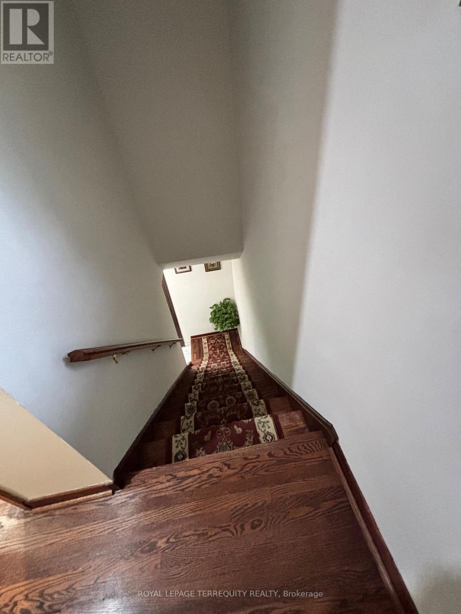 28 Keegan Crescent, Toronto, Ontario  M3J 1G2 - Photo 18 - W13167136