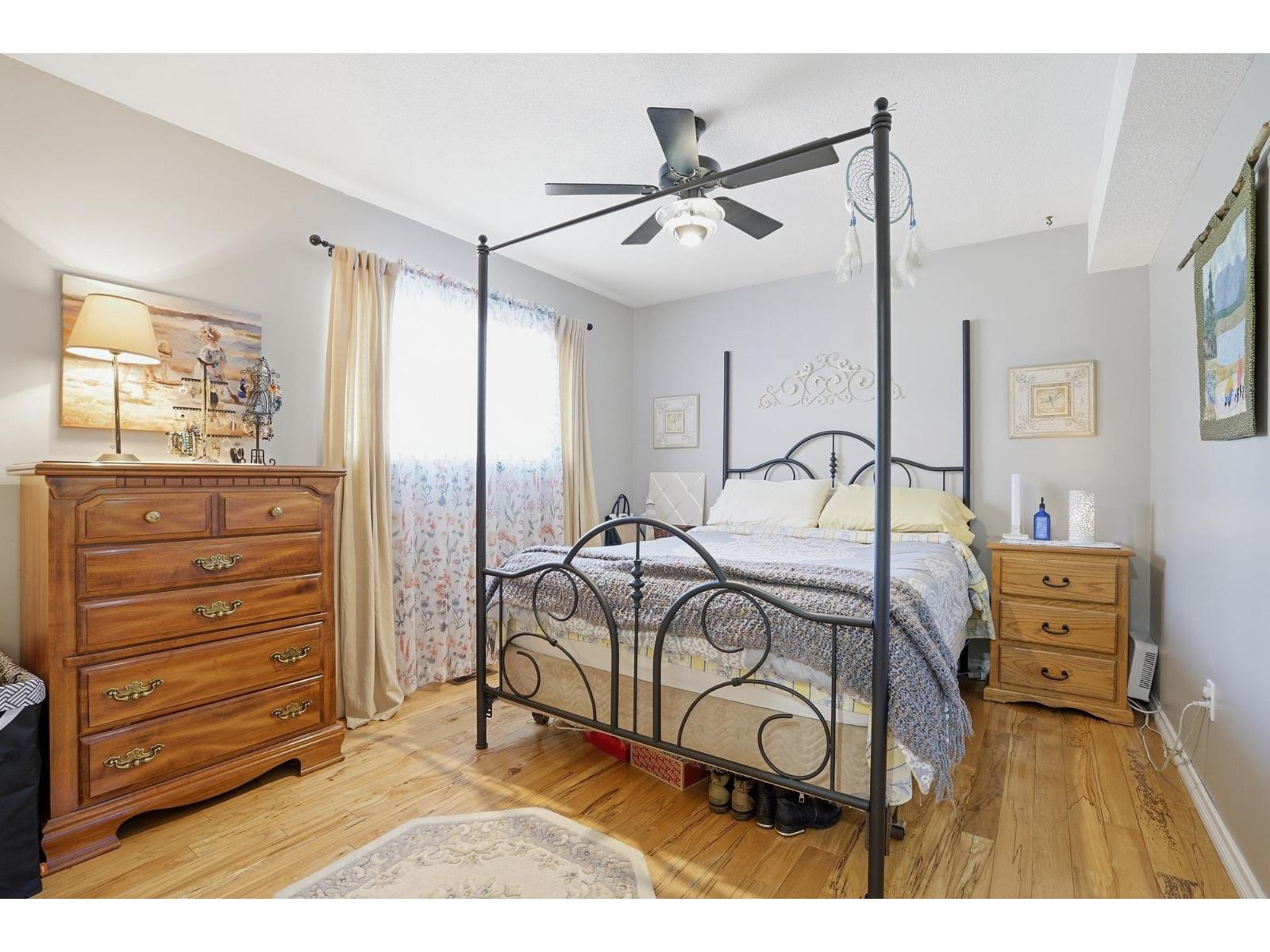 8953 Hammond Street, Mission, British Columbia  V2V 6X8 - Photo 10 - R3125139