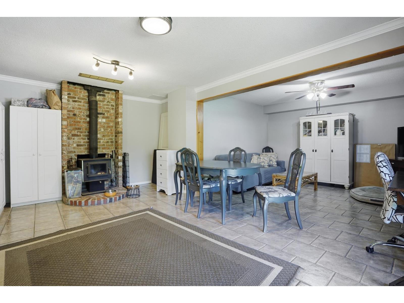 8953 Hammond Street, Mission, British Columbia  V2V 6X8 - Photo 13 - R3125139