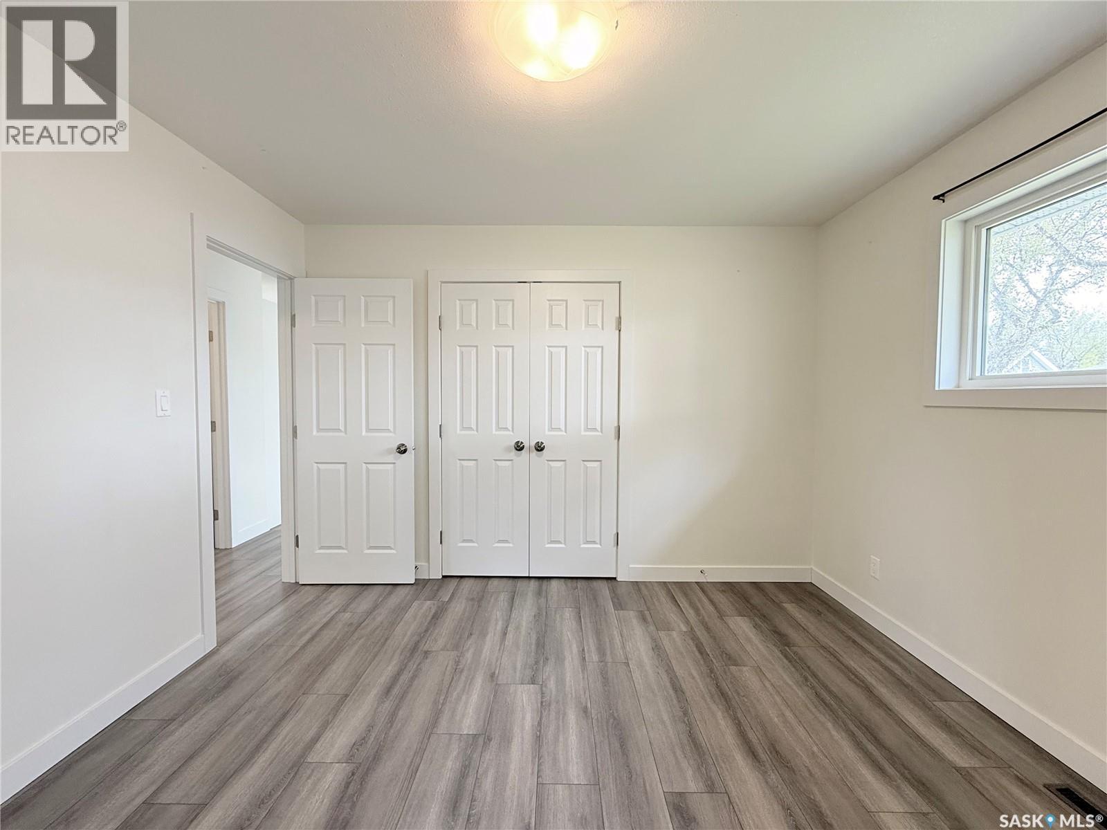 318 Mctavish Street, Outlook, Saskatchewan  S0L 2N0 - Photo 11 - SK036175