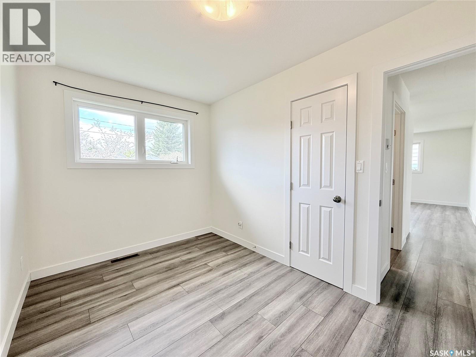 318 Mctavish Street, Outlook, Saskatchewan  S0L 2N0 - Photo 15 - SK036175
