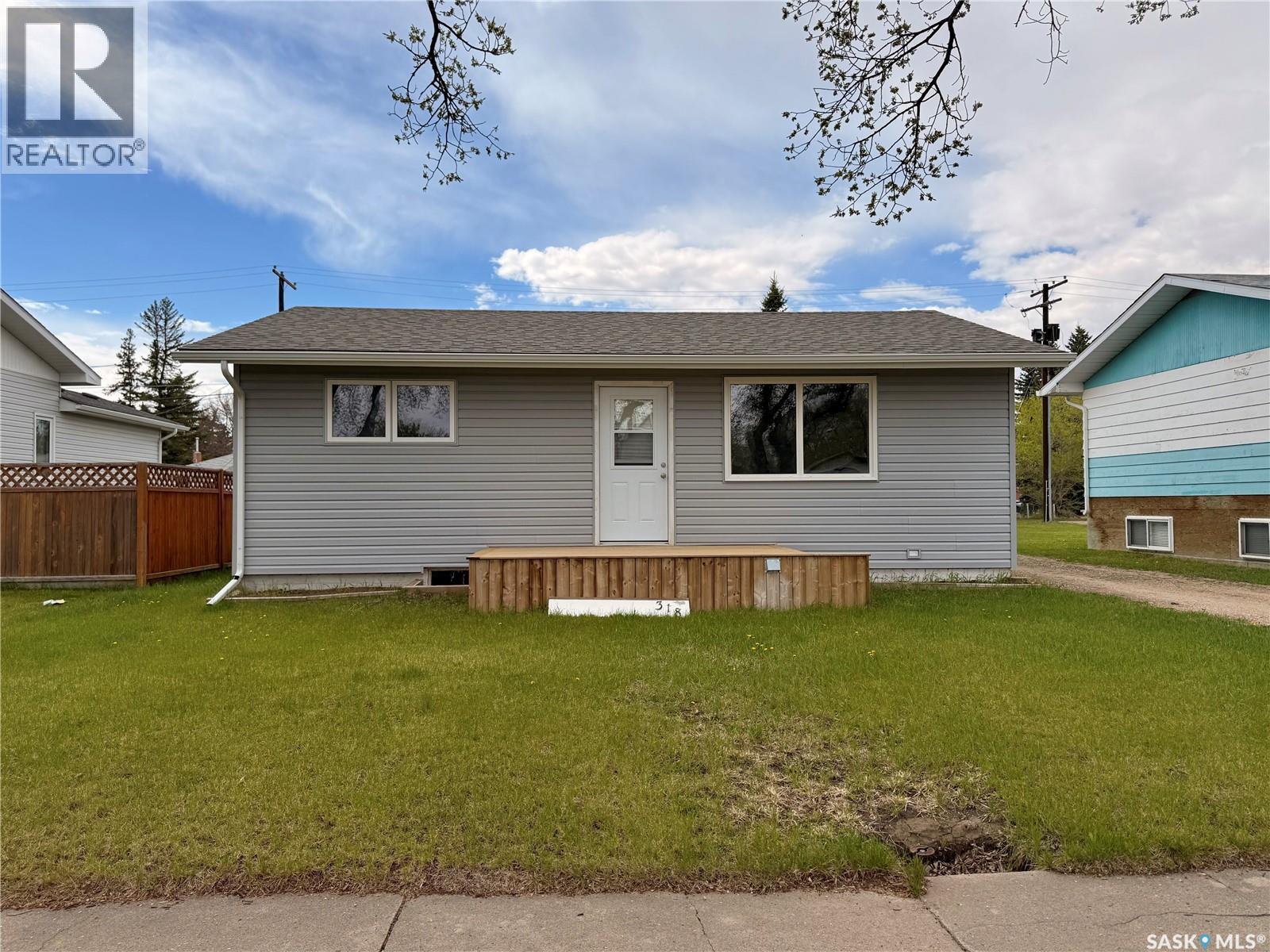 318 McTavish STREET, Outlook, Saskatchewan