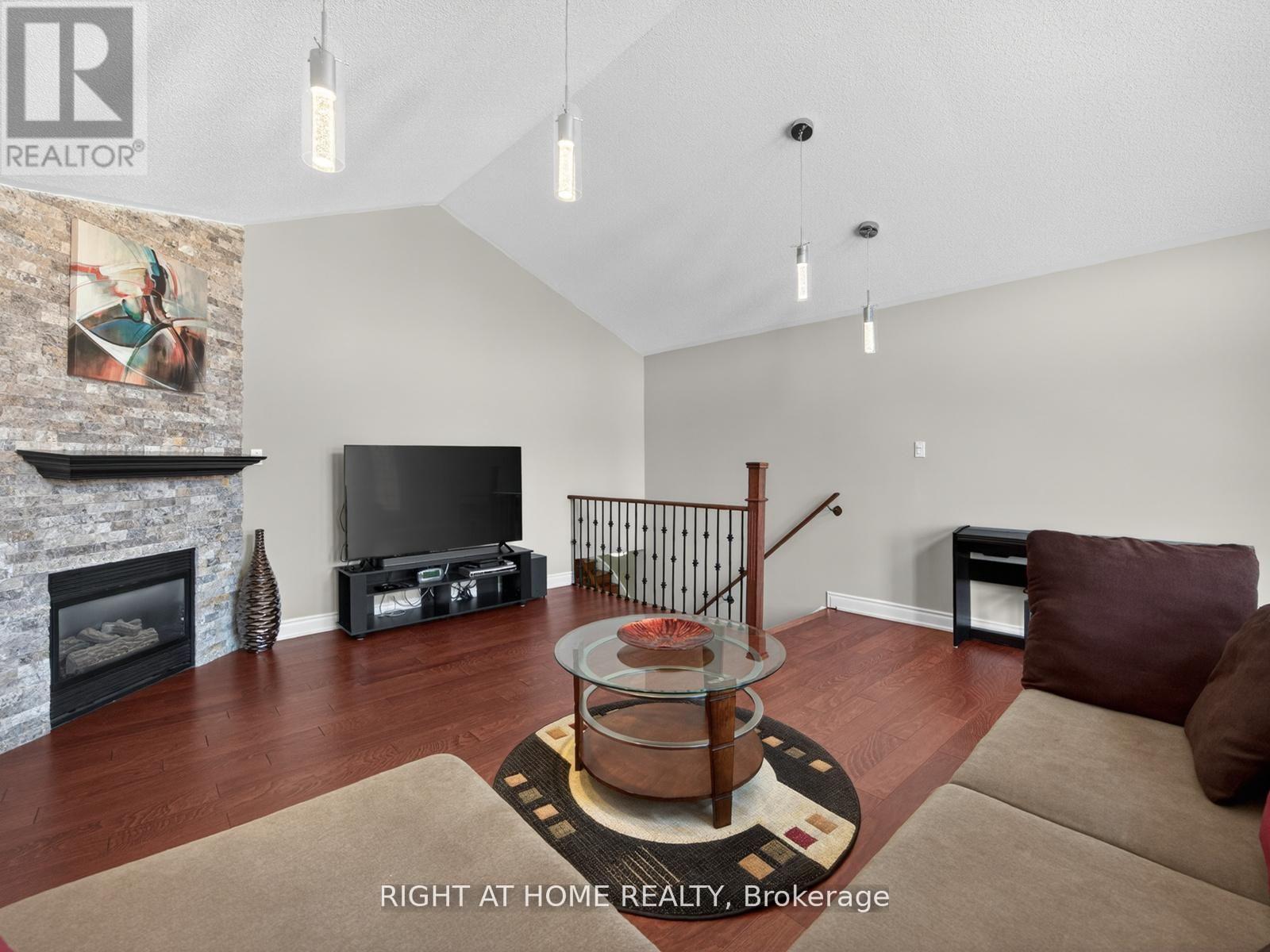 7068 Rosehurst Drive, Mississauga, Ontario L5N 6Y8 - Photo 24 - W13125540