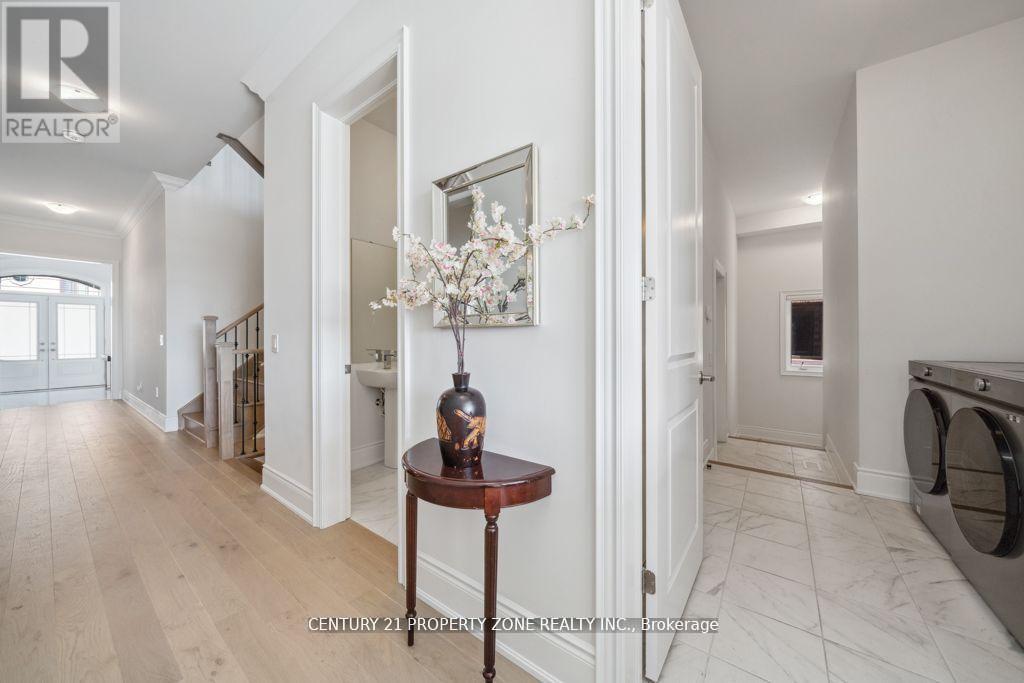 84 James Walker Avenue, Caledon, Ontario L7C 4N1 - Photo 10 - W13167152