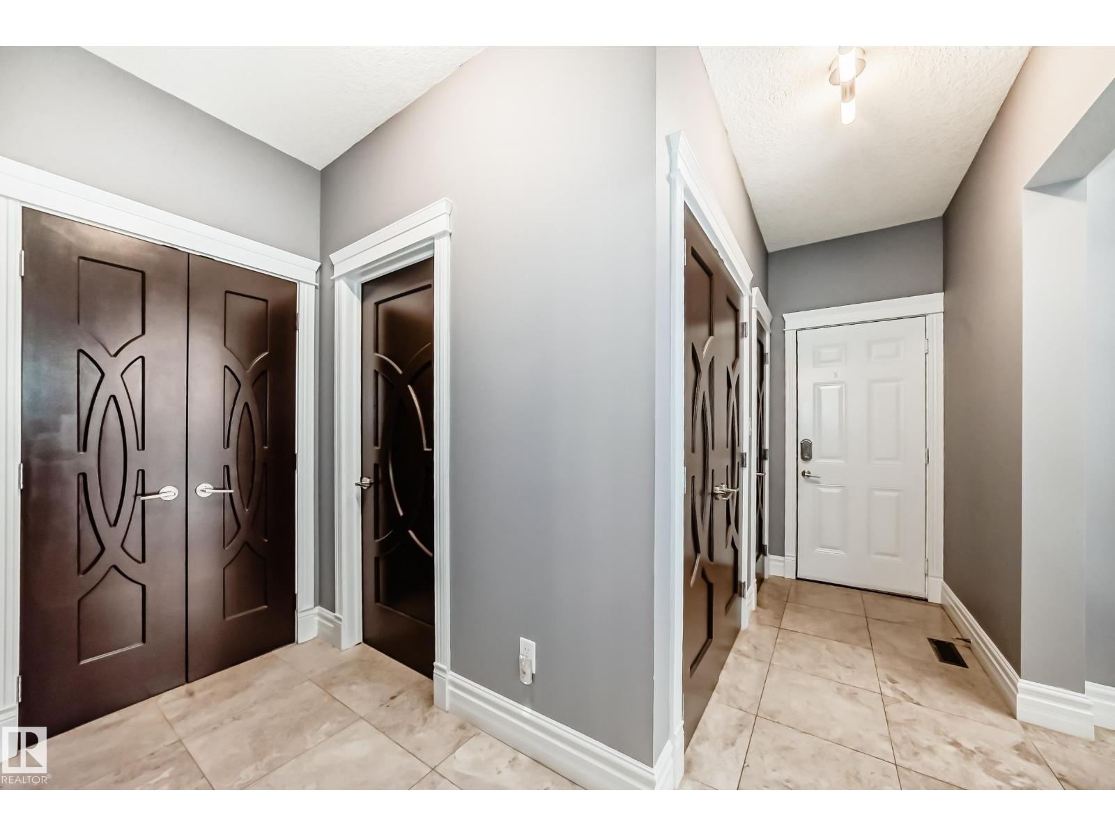 11024 179 Av NW, Edmonton, Alberta  T5X 6J3 - Photo 13 - E4489711