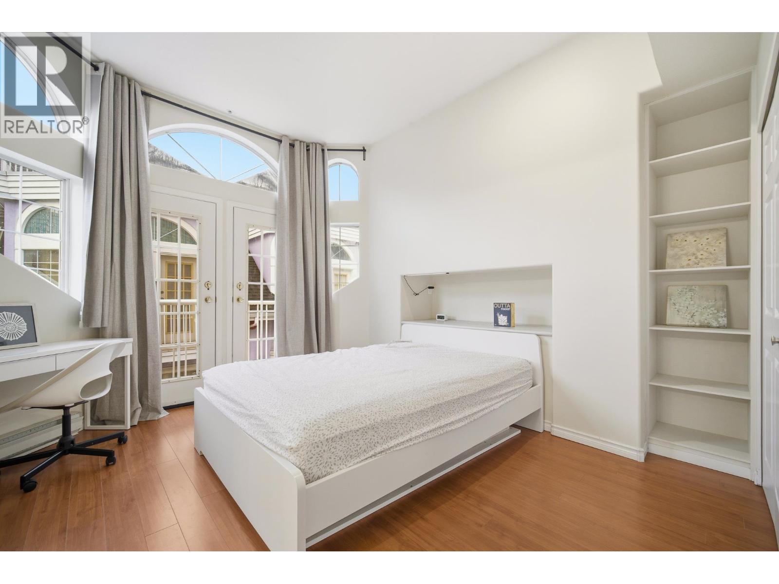 Listing Picture 13 of 29 : 18 8711 JONES ROAD, Richmond / 烈治文 - 魯藝地產 Yvonne Lu Group - MLS Medallion Club Member