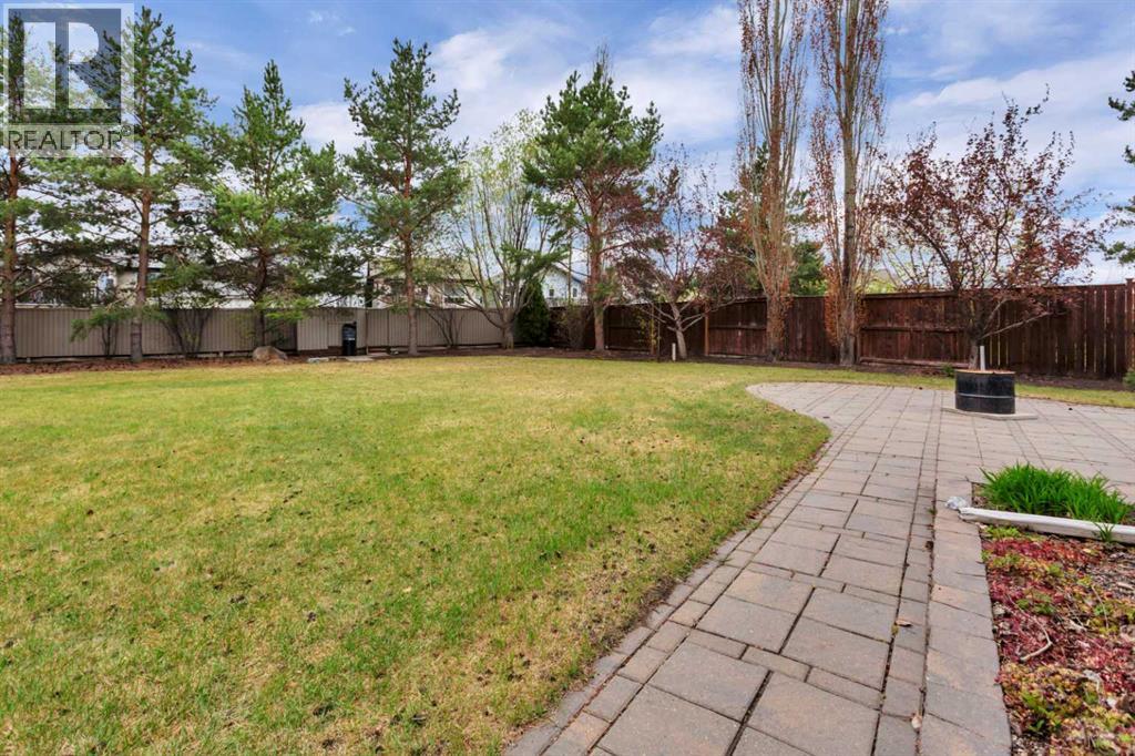 35 Lang Close, Red Deer, Alberta  T4R 3N3 - Photo 3 - A2313907