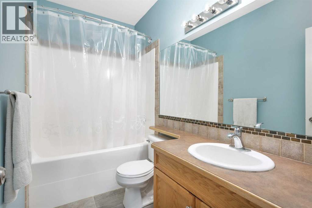 35 Lang Close, Red Deer, Alberta  T4R 3N3 - Photo 35 - A2313907
