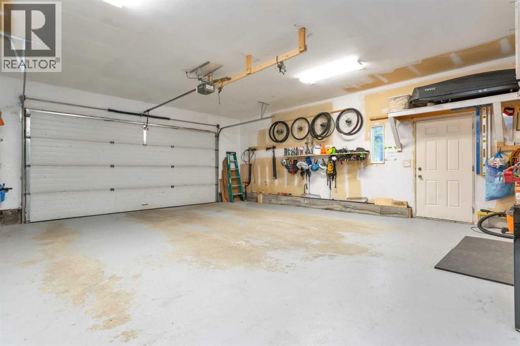 35 Lang Close, Red Deer, Alberta  T4R 3N3 - Photo 36 - A2313907