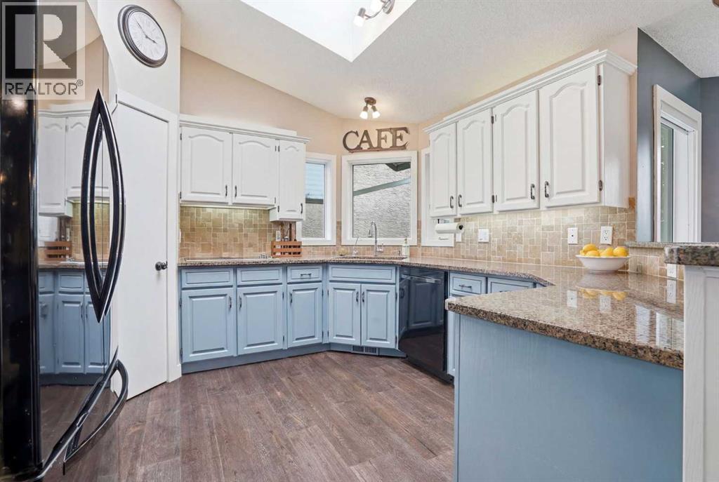 19 Hawkside Close Nw, Calgary, Alberta  T3G 3K3 - Photo 8 - A2311929