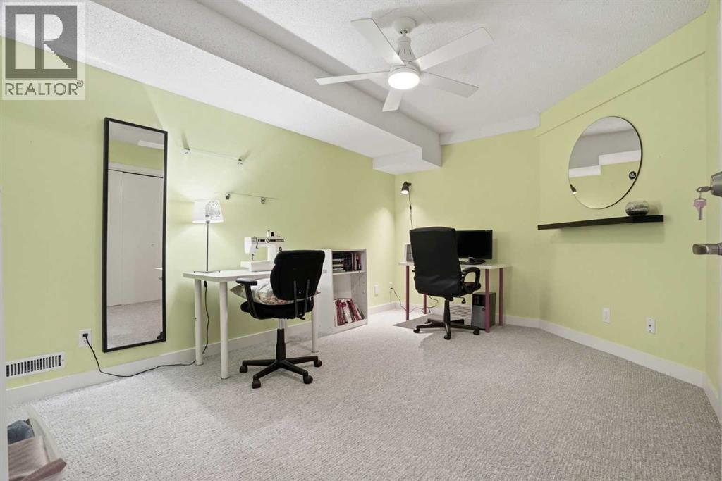 19 Hawkside Close Nw, Calgary, Alberta  T3G 3K3 - Photo 37 - A2311929