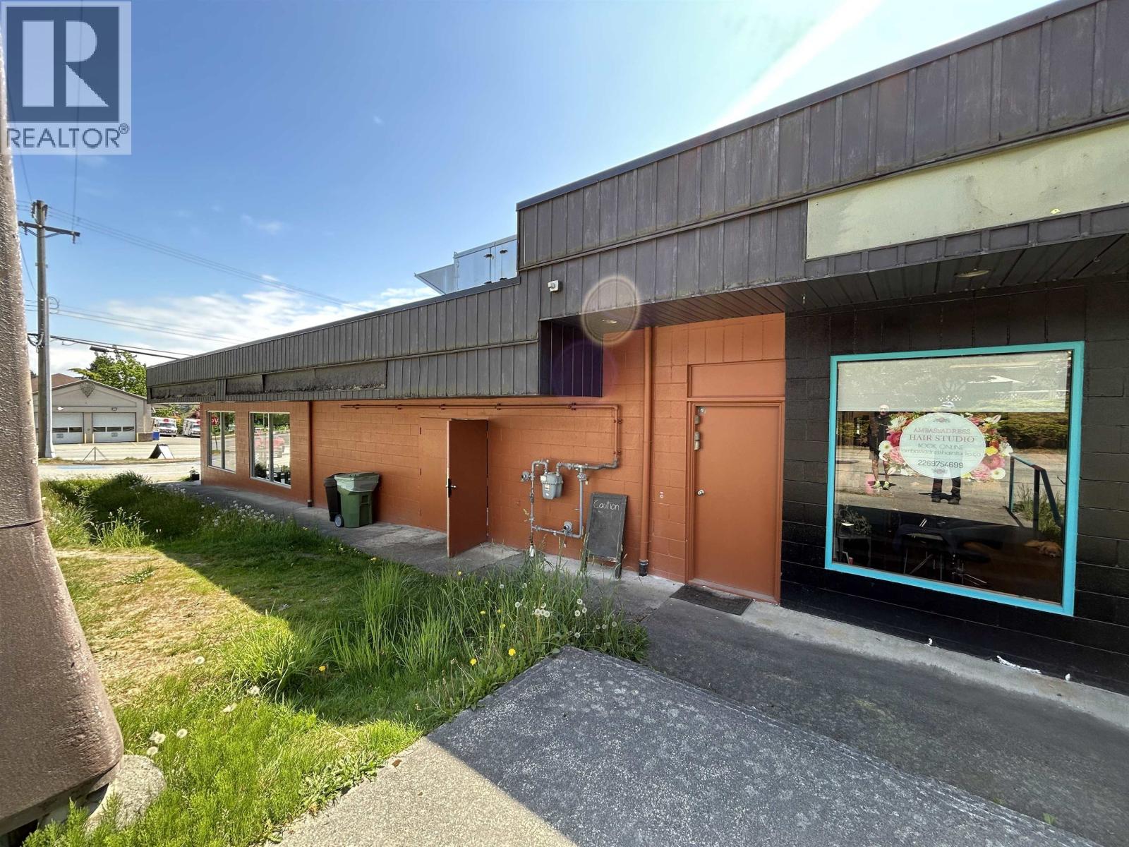 739&747 North Road, Gibsons, British Columbia  V0N 1V9 - Photo 8 - C8078979