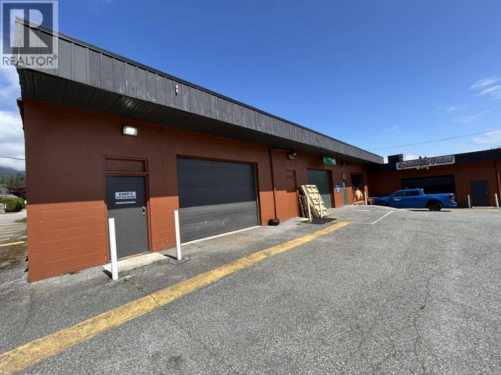 739&747 North Road, Gibsons, British Columbia  V0N 1V9 - Photo 11 - C8078979