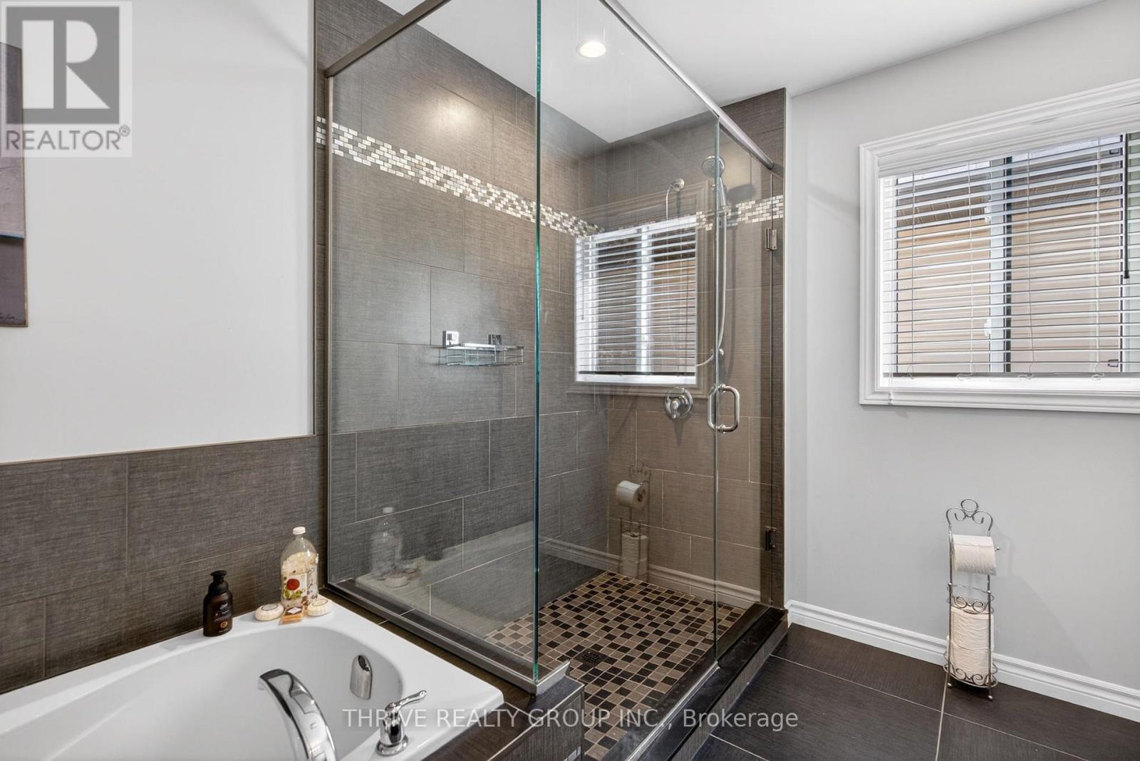 1296 Dyer Crescent, London North, Ontario  N6G 0L8 - Photo 31 - X13167182