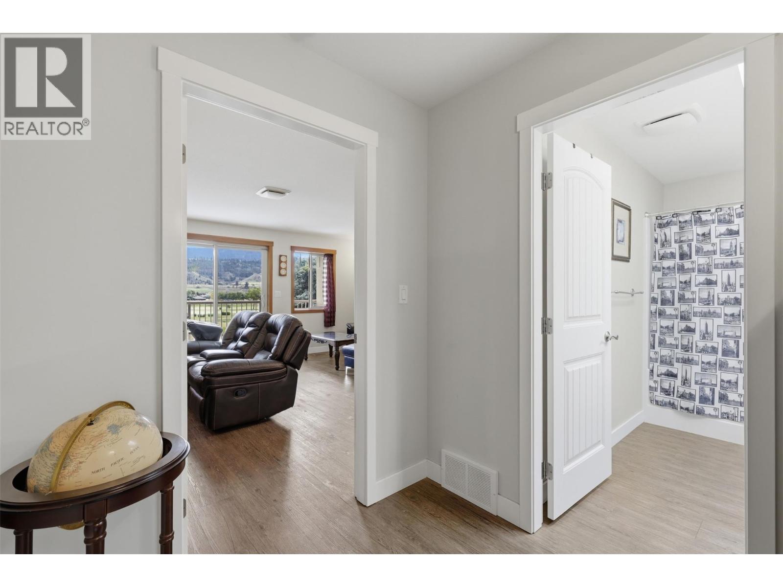 417 Nueva Wynd, Kamloops, British Columbia  V2H 1S1 - Photo 42 - 10388556