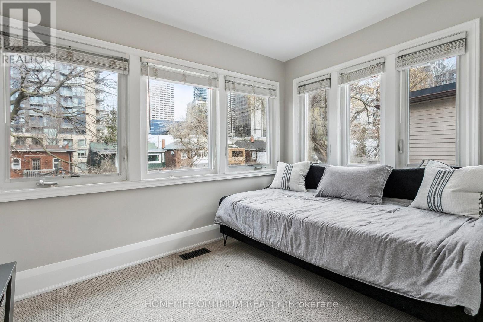 52 Hillsdale Avenue W, Toronto, Ontario  M5P 1E8 - Photo 9 - C13167166