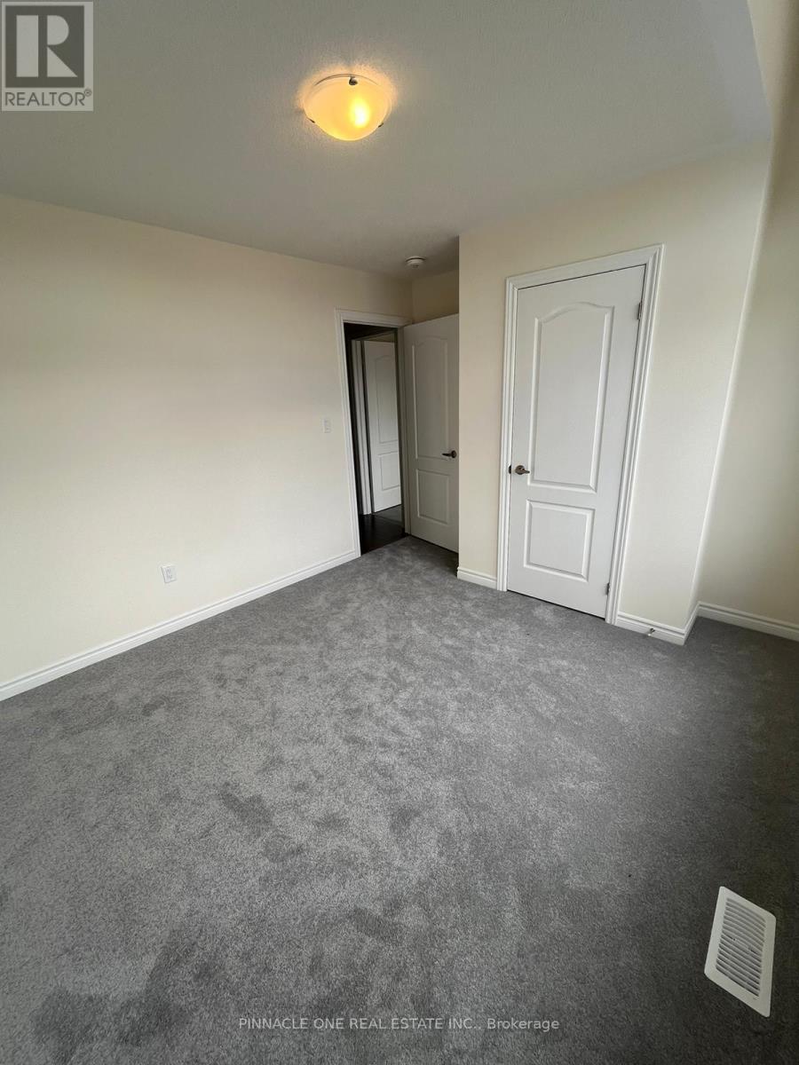 2107 Hallandale Street, Oshawa, Ontario  L1H 8L7 - Photo 34 - E13167174