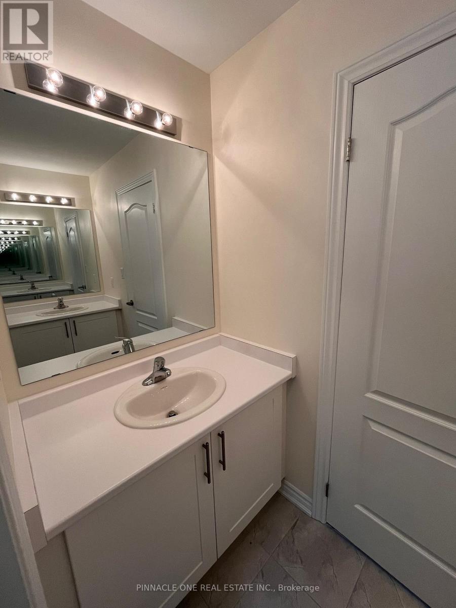 2107 Hallandale Street, Oshawa, Ontario  L1H 8L7 - Photo 43 - E13167174
