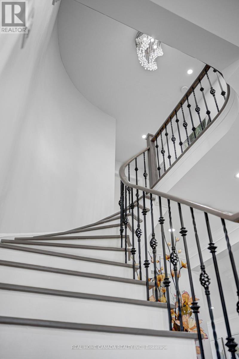 5315 Huntingfield Drive, Mississauga, Ontario L5R 2G2 - Photo 22 - W13167164