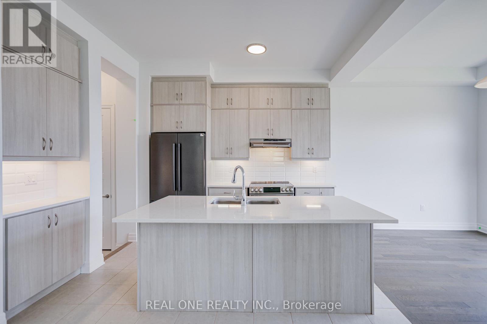 1204 Onyx Trail, Oakville, Ontario L6H 7G1 - Photo 11 - W13167168