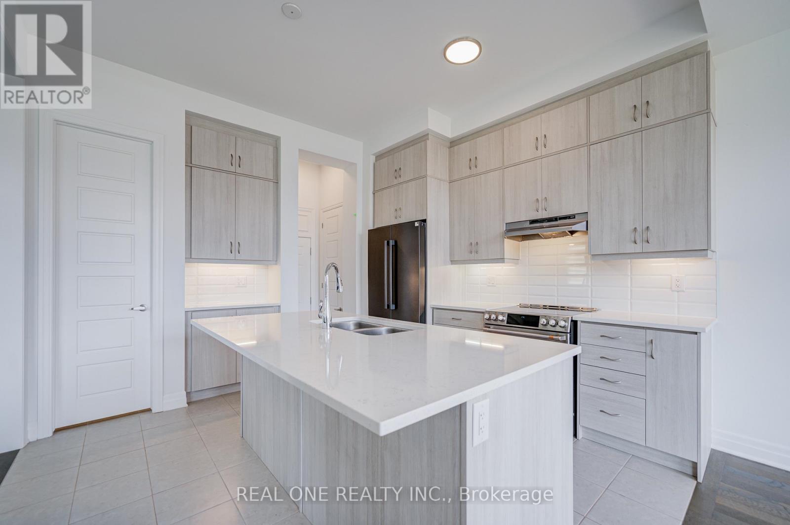 1204 Onyx Trail, Oakville, Ontario L6H 7G1 - Photo 12 - W13167168