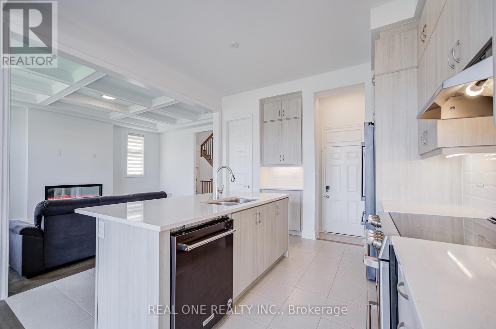 1204 Onyx Trail, Oakville, Ontario L6H 7G1 - Photo 14 - W13167168