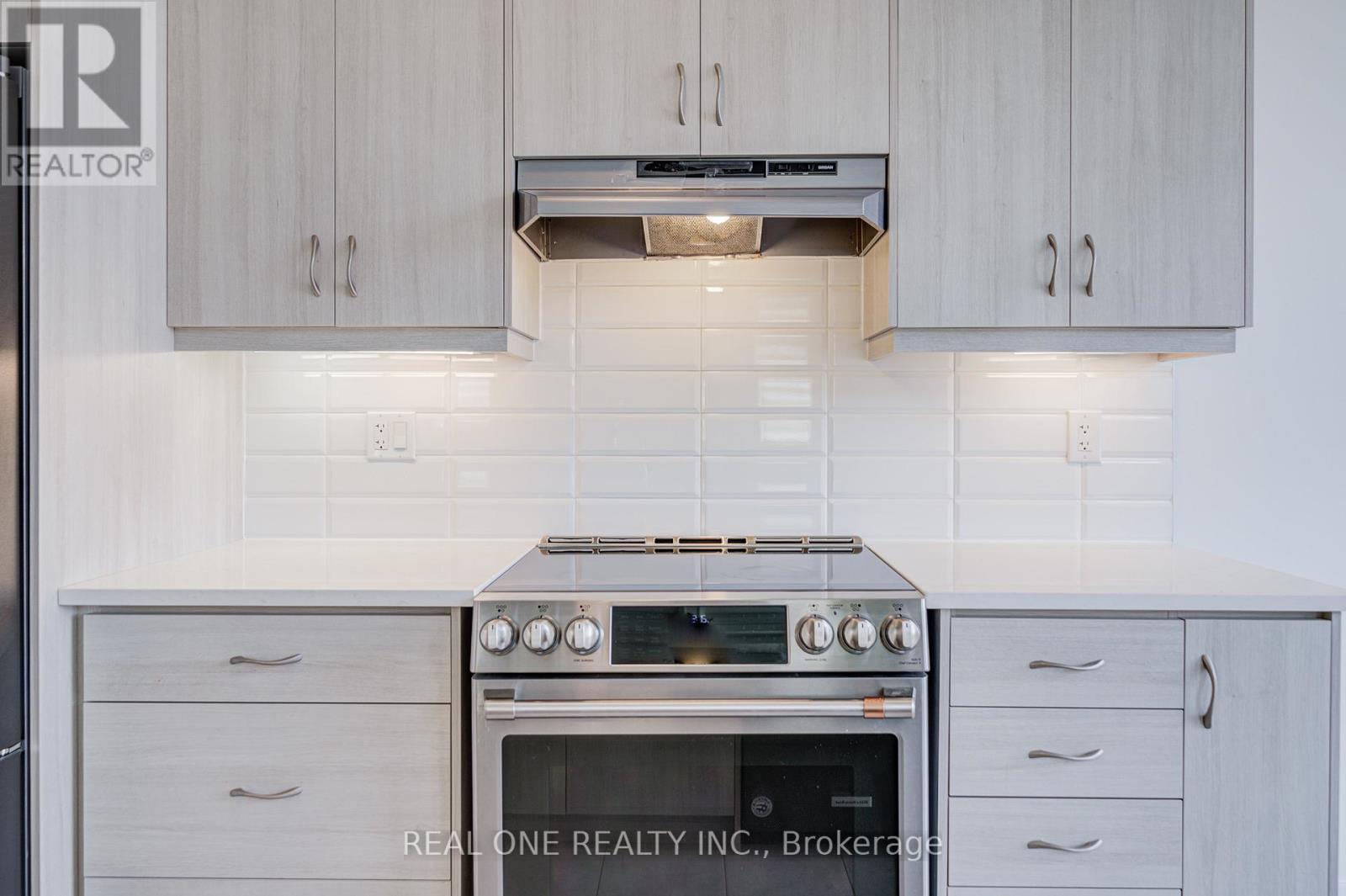 1204 Onyx Trail, Oakville, Ontario L6H 7G1 - Photo 16 - W13167168