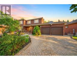 10 RIVA RIDGE, Brantford, Ontario