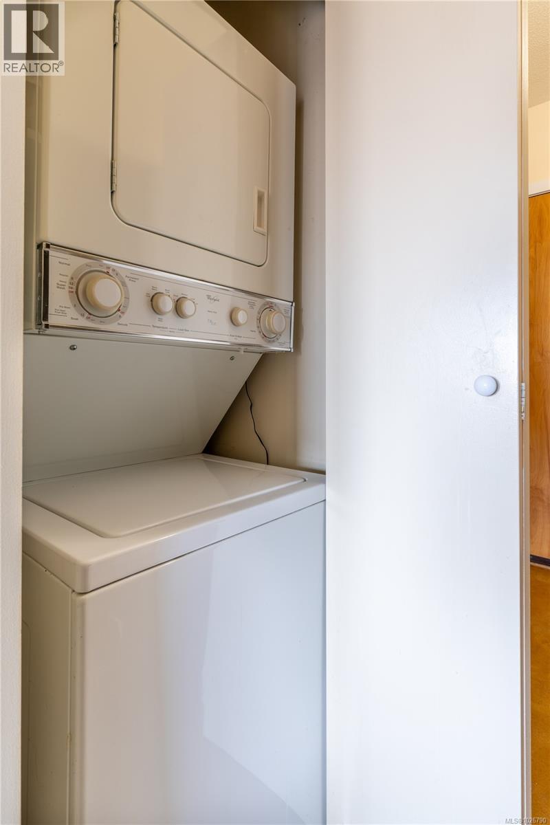 419 409 Swift St, Victoria, British Columbia  V8W 1S2 - Photo 9 - 1026790