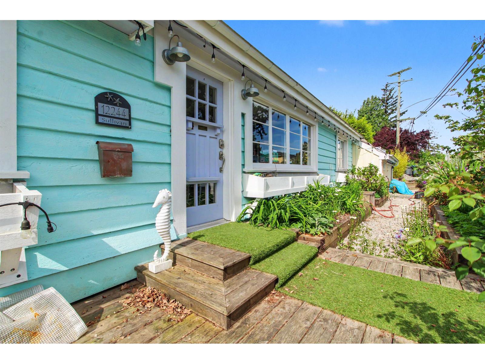 12244 Sullivan Street, Surrey, British Columbia  V4A 3B6 - Photo 3 - R3122107