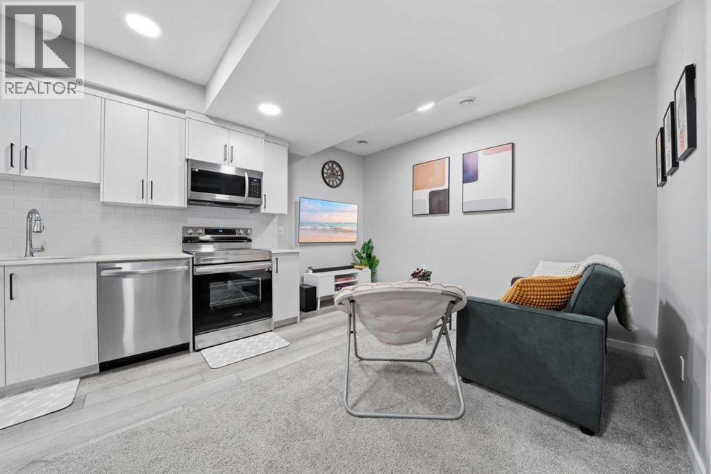 704 Creekstone Circle SW, Calgary, Alberta  T2X 4Y6 - Photo 31 - A2286641
