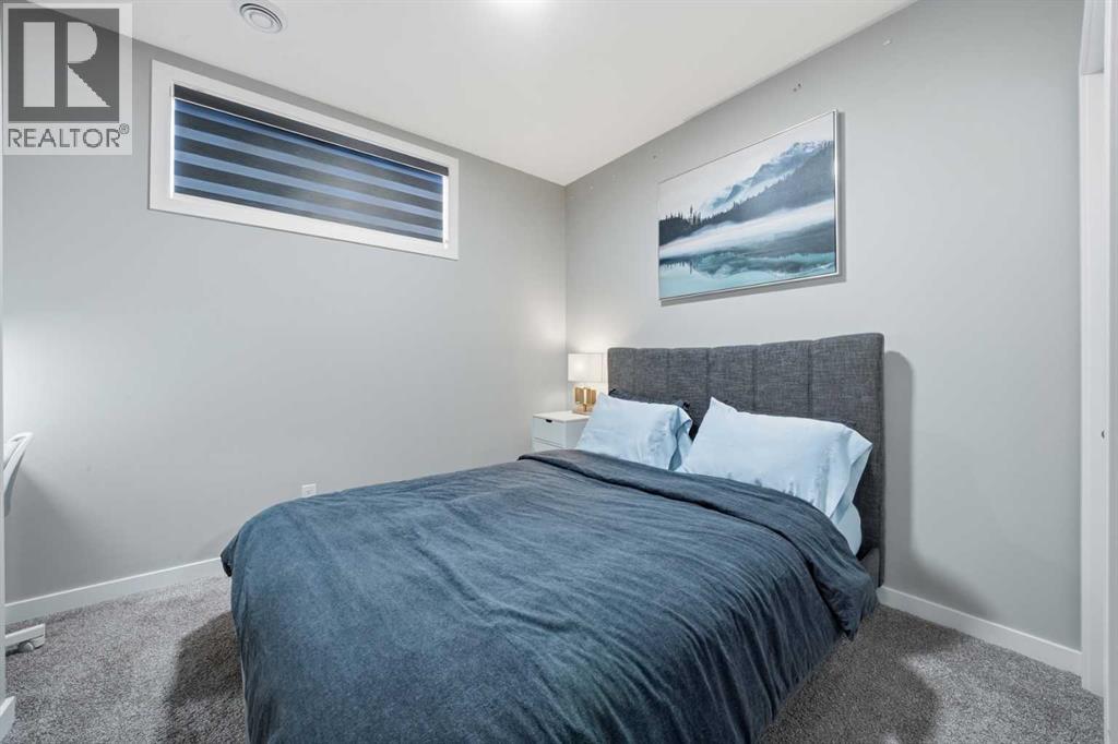 704 Creekstone Circle SW, Calgary, Alberta  T2X 4Y6 - Photo 33 - A2286641
