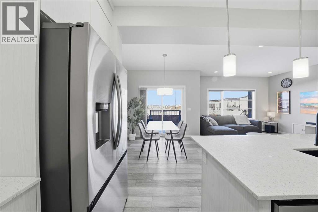 704 Creekstone Circle SW, Calgary, Alberta  T2X 4Y6 - Photo 8 - A2286641