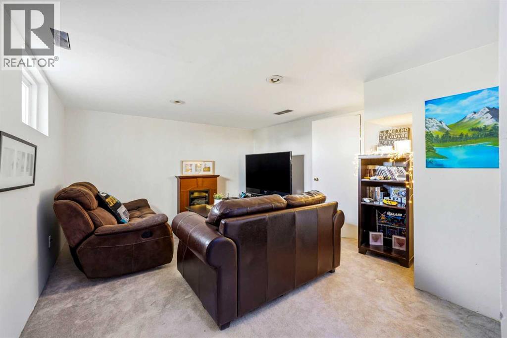 583 Killarney Glen Court Sw, Calgary, Alberta  T3E 7H4 - Photo 15 - A2313767
