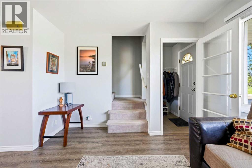 583 Killarney Glen Court Sw, Calgary, Alberta  T3E 7H4 - Photo 10 - A2313767