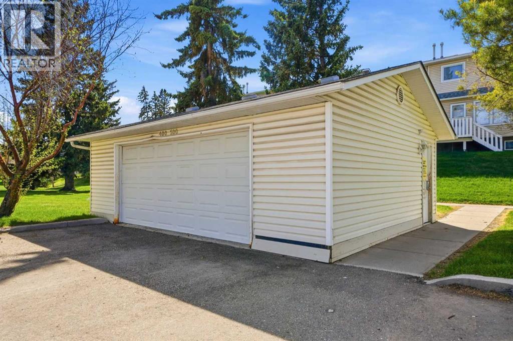 583 Killarney Glen Court Sw, Calgary, Alberta  T3E 7H4 - Photo 22 - A2313767