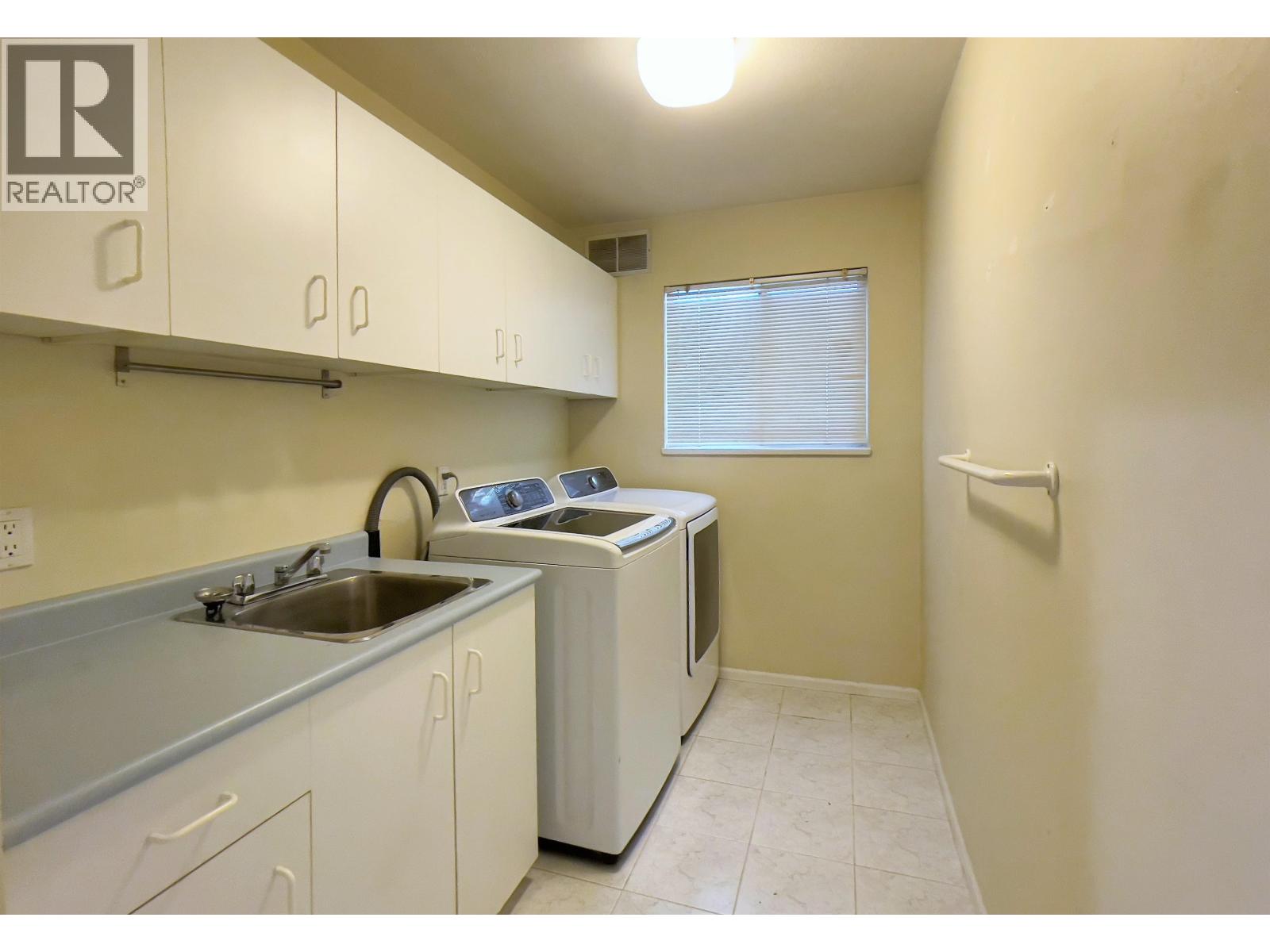 5620 Cornwall Drive, Richmond, British Columbia  V7C 5M5 - Photo 18 - R3125027
