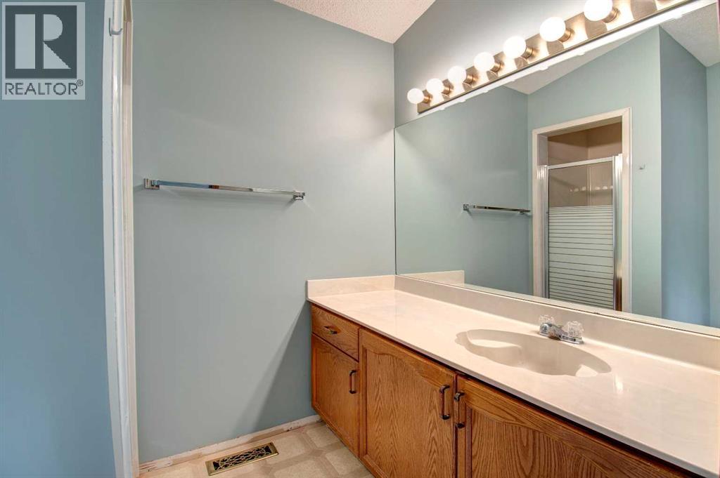 345 Sandringham Court Nw, Calgary, Alberta  T3K 3V6 - Photo 21 - A2314042