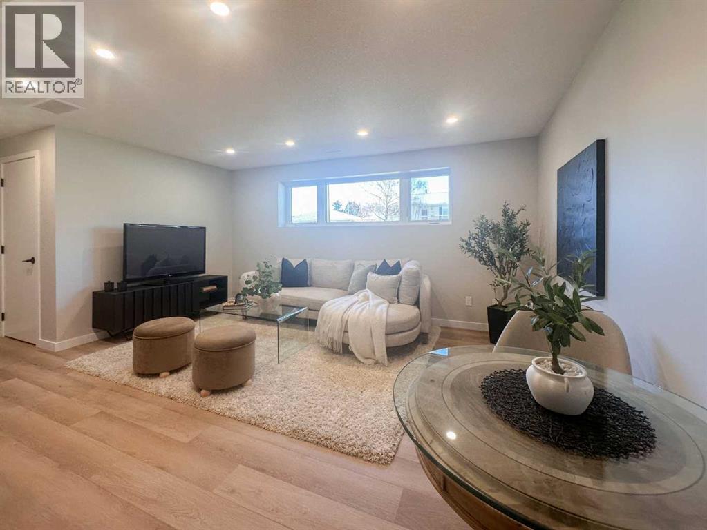 198 Silver Brook Road Nw, Calgary, Alberta  T3B 3J1 - Photo 21 - A2304001