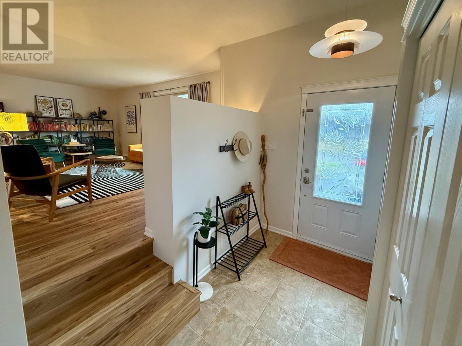 145 County Blvd, Thunder Bay, Ontario  P7A 7N2 - Photo 2 - TB2601072