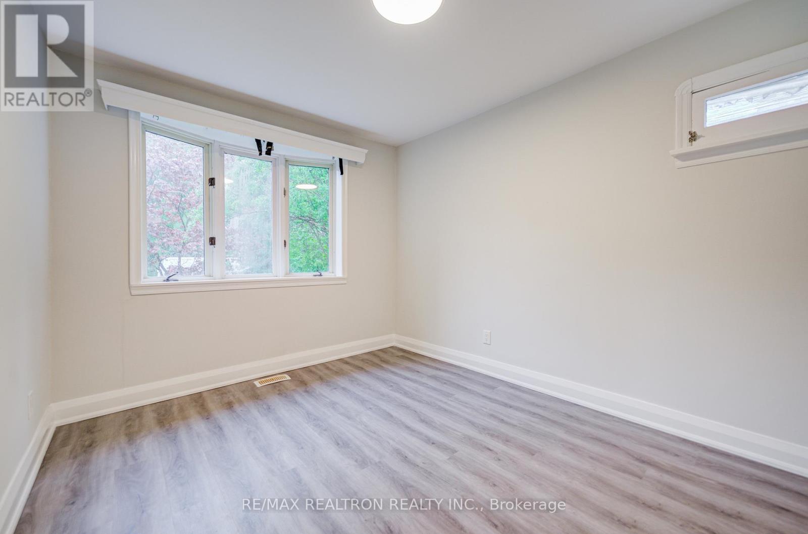 95 Roseview Avenue, Richmond Hill, Ontario  L4C 1C6 - Photo 5 - N13166120